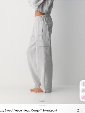 Aritzia Cozy Sweatfleece Mega Cargo Sweatpant - Light Gray